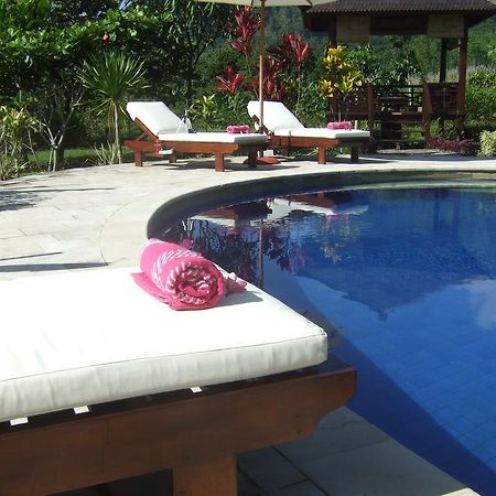 Guesthouse Rumah Senang Kalibaru Exteriér fotografie