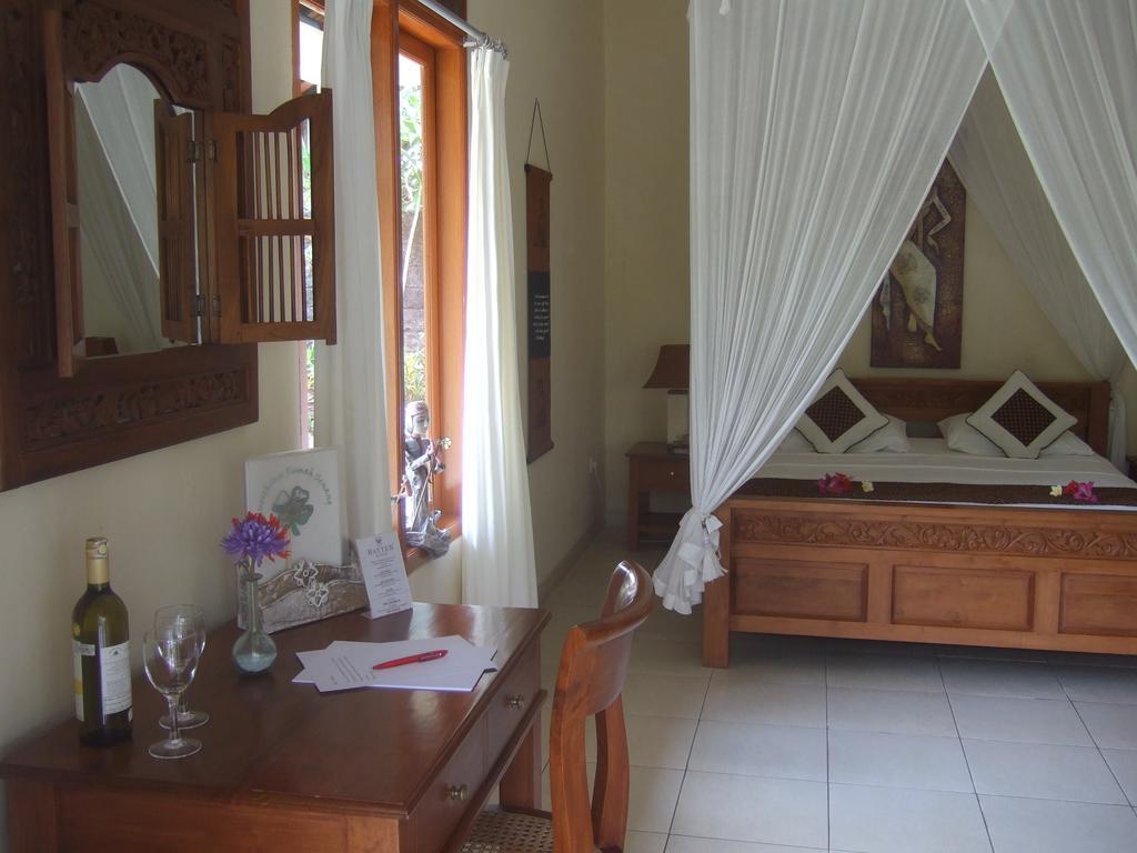 Guesthouse Rumah Senang Kalibaru Exteriér fotografie