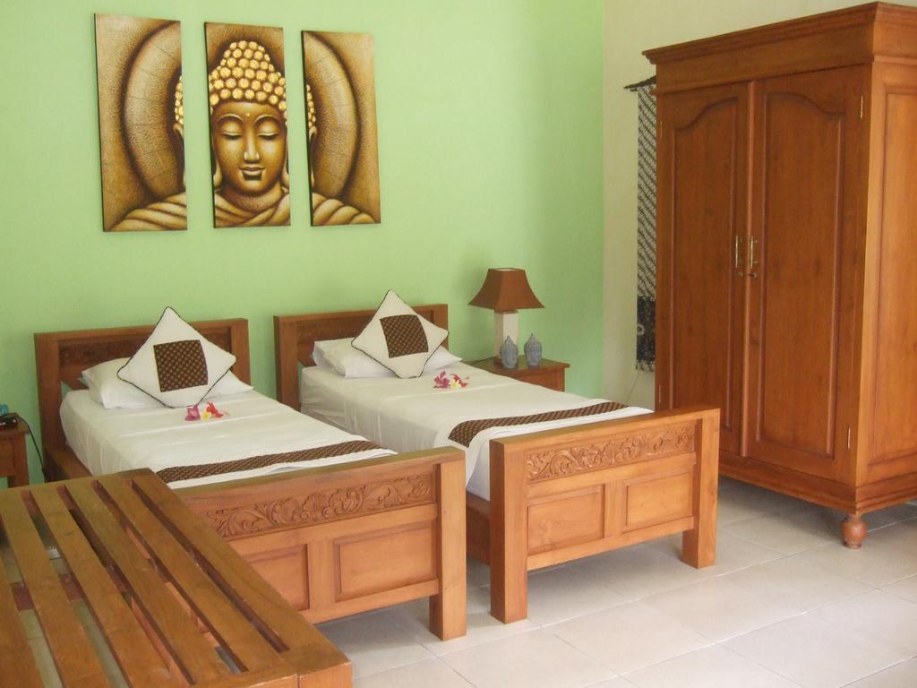 Guesthouse Rumah Senang Kalibaru Exteriér fotografie