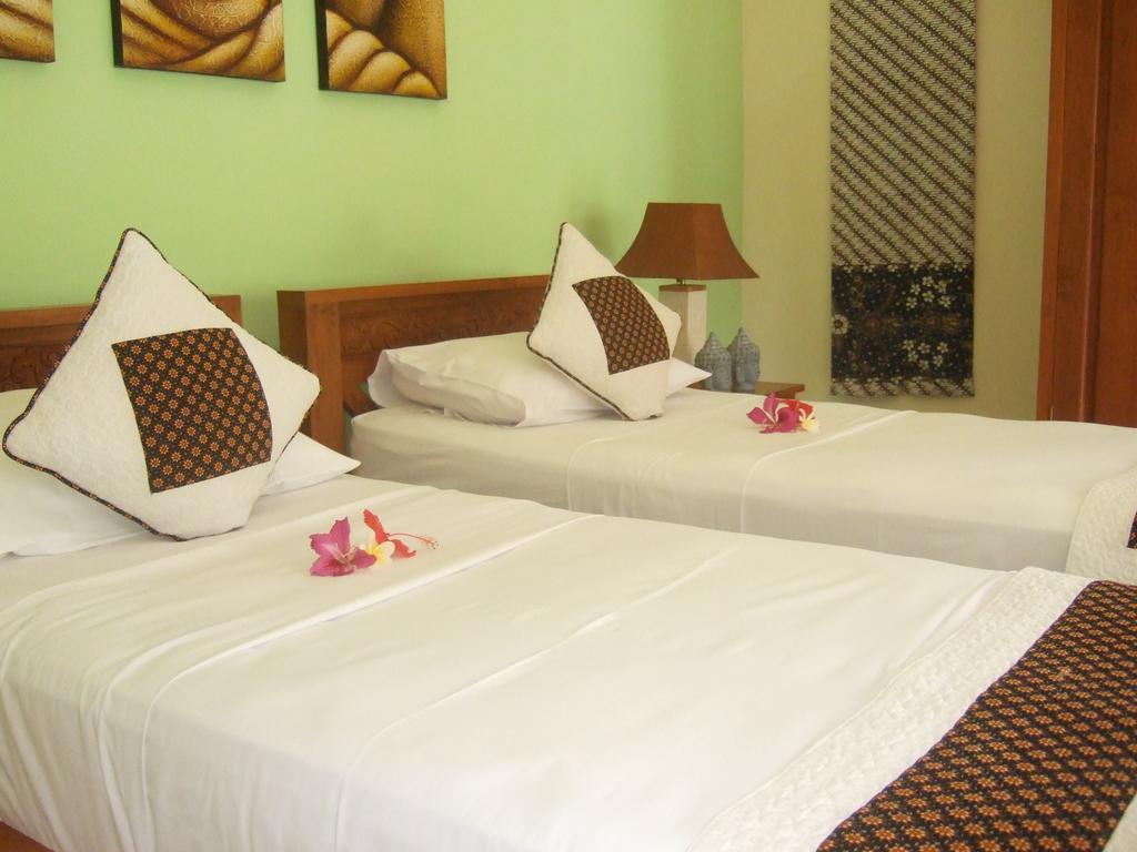 Guesthouse Rumah Senang Kalibaru Exteriér fotografie